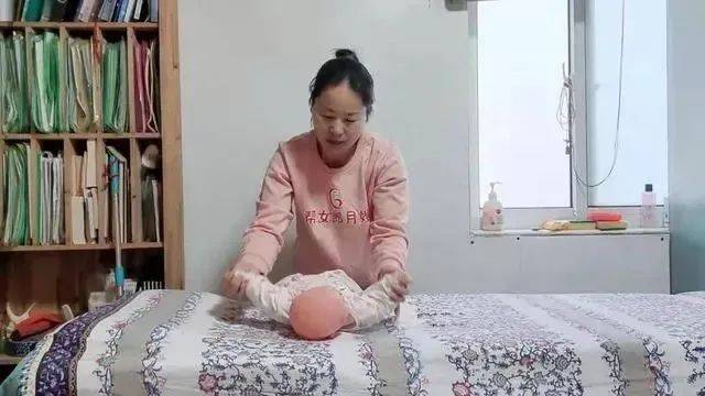 ayx爱游戏杨浦这位“明星月嫂”获评“最美家政人”！(图3)