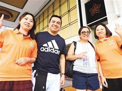 月嫂每月工资近15万元 家政服务不光靠辛苦挣钱(图1)
